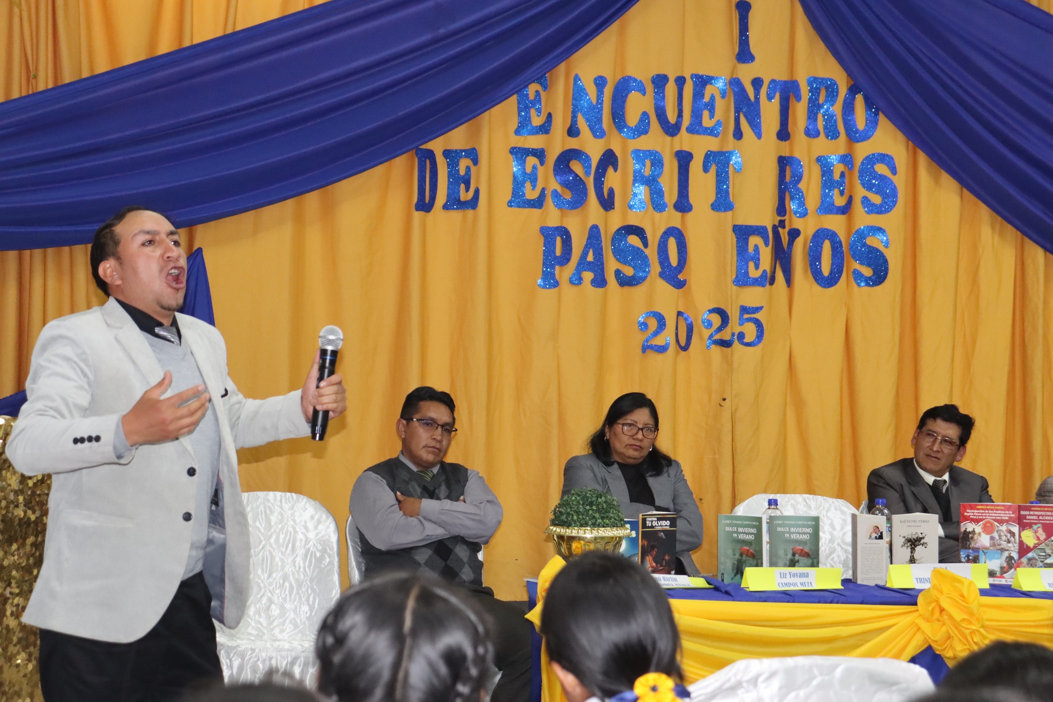 INSTITUCIÓN EDUCATIVA "ERNESTO DIEZ CANSECO", ORGANIZA I ENCUENTRO DE ESCRITORES PASQUEÑOS 2025